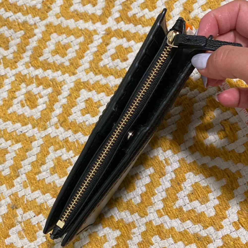 Kate Spade Wallet - Picture 5 of 6
